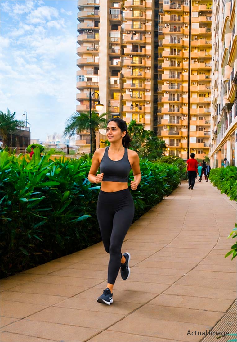 Saya Gold Avenu Jogging Track